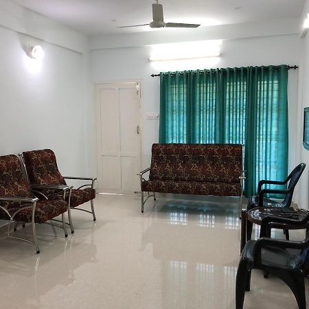 En Jays Residency Apartment Котаям Екстериор снимка