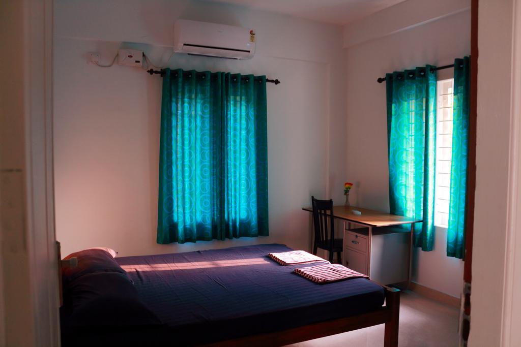 En Jays Residency Apartment Котаям Екстериор снимка