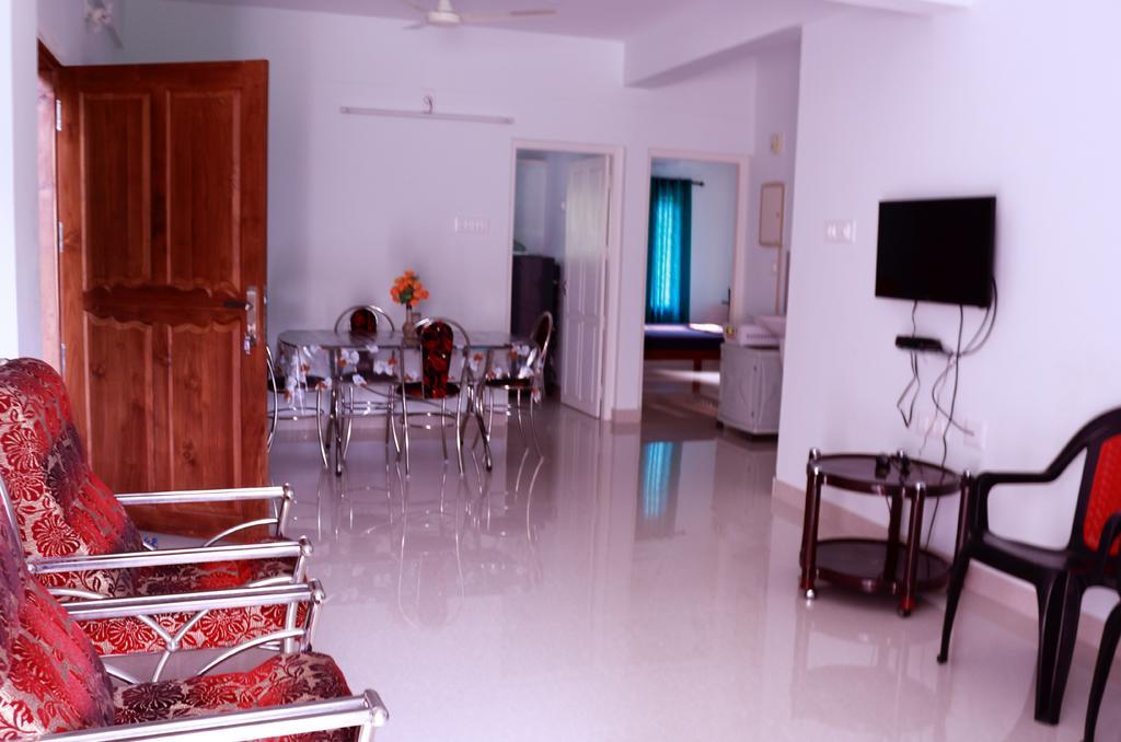 En Jays Residency Apartment Котаям Екстериор снимка