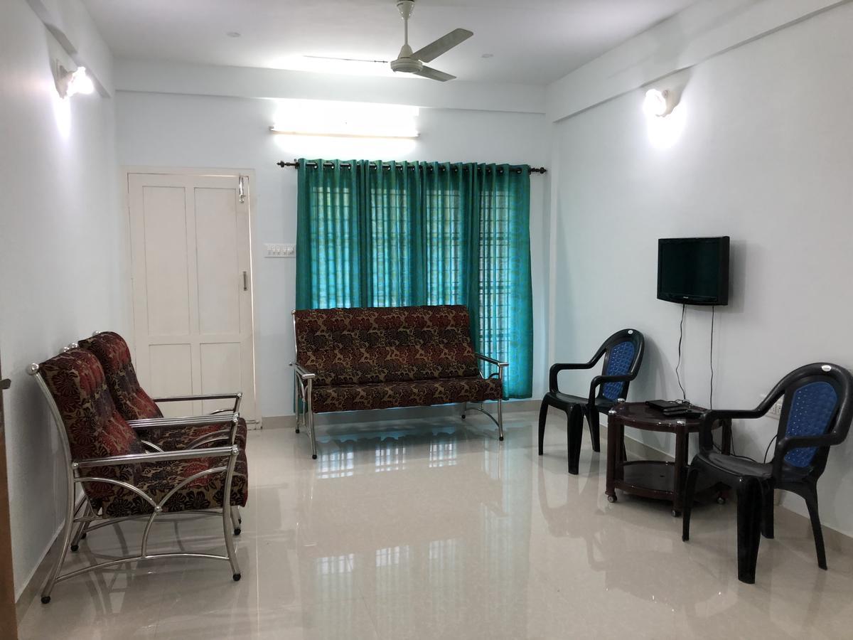 En Jays Residency Apartment Котаям Екстериор снимка